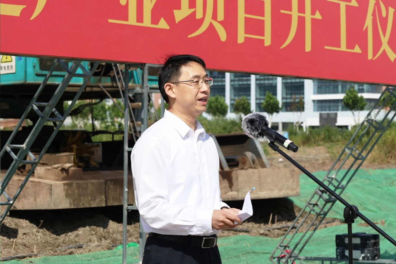 南通市副市长、崇川区委书记熊俊.jpg 南通市副市长、崇川区委书记熊俊.jpg